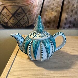 Artistic Blue and White Teapot